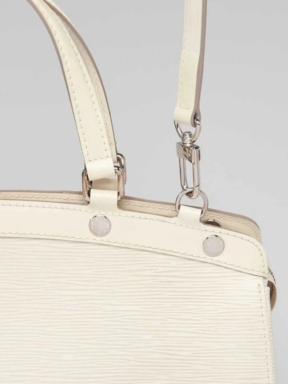 Louis Vuitton Ivorie Epi Leather Brea MM Bag